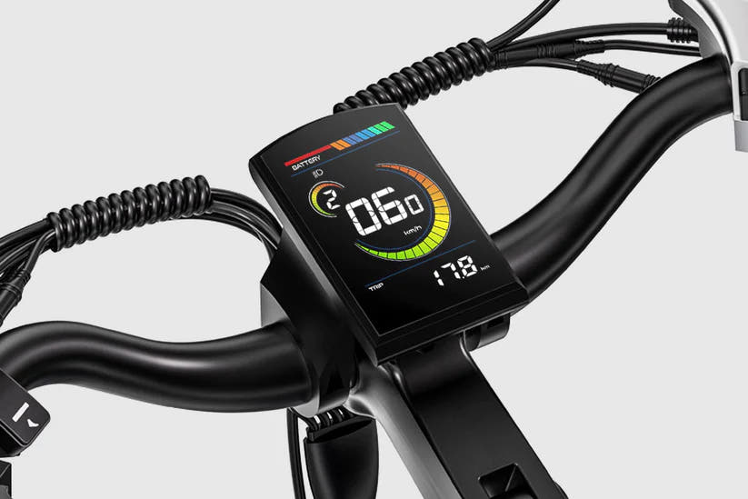 Vitilan L5 City E-Bike in Black-LCD display view