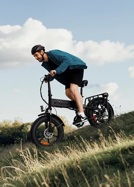 Engwe Engine X Fat Tyre E-Bike-rider on downhill