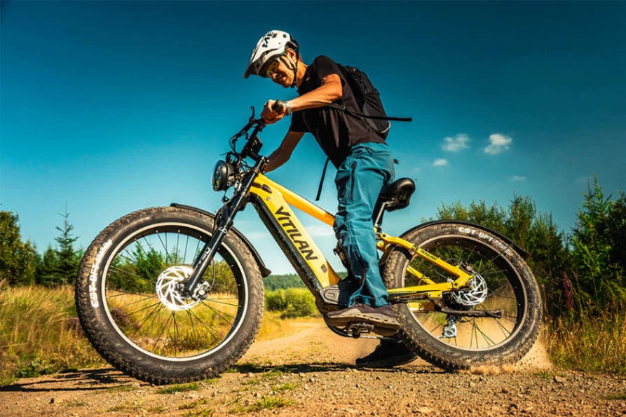Vitilan T7 Pro 1000W 26 Inch Fat Tyre E-Bike – Fat Tire Electric Bike on Dirt Trail