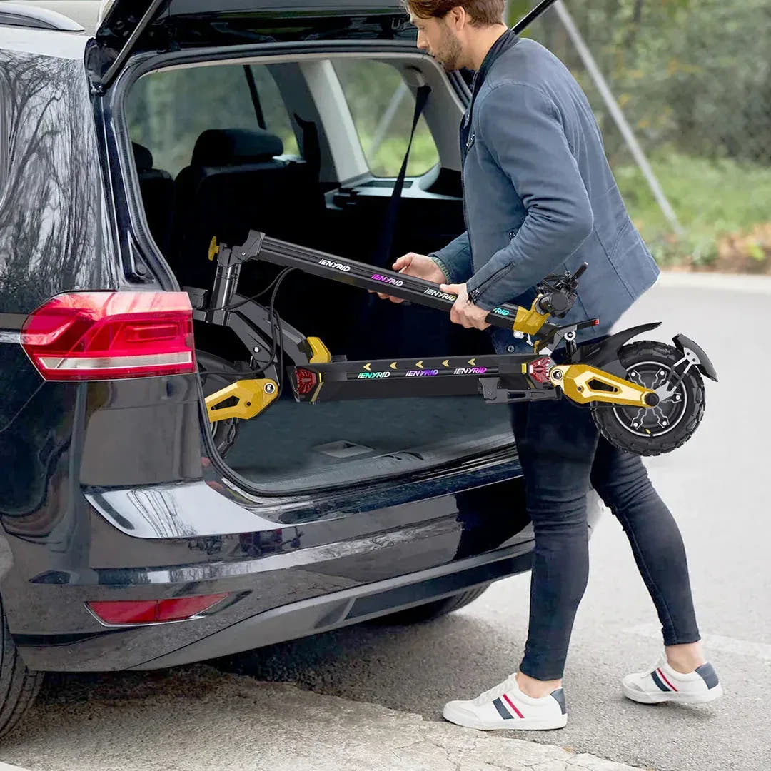 iENYRID ES60 E-Scooter-folded scooter put in car