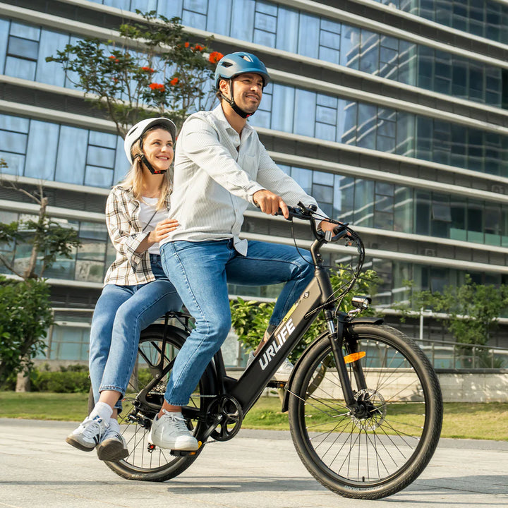URLIFE E26 City E-Bike in Black-two riders on bike